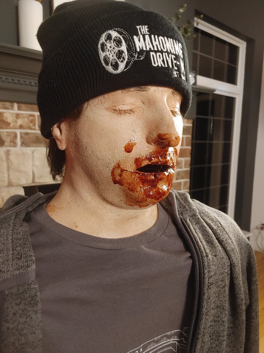 stillnewtwallen's tweet image. #practicalFX #horror #mutantfam #xxxmas #indiefilm