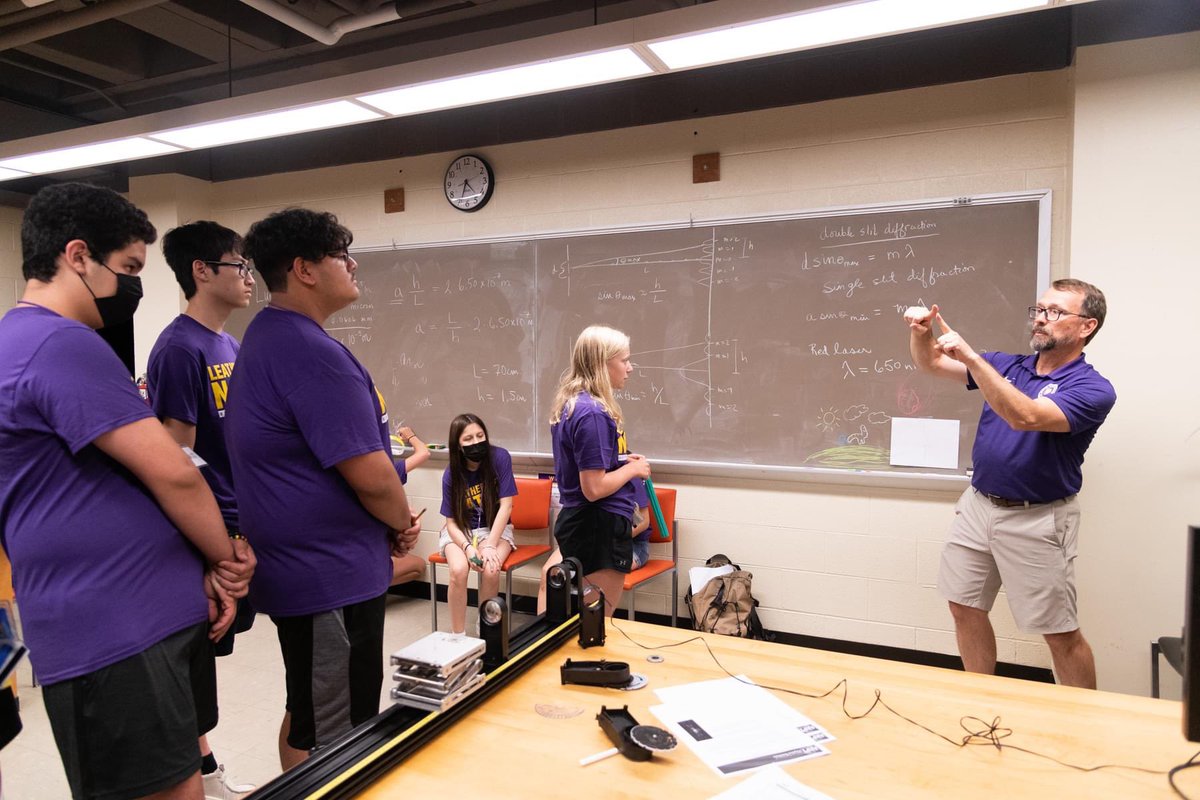#WIU, beginning in the Fall 2023, will begin offering full scholarships to 24 teacher education students in the STEM disciplines over the next five years. This opportunity is made possible through a $1.4 million NSF NOYCE STEM. Read more: bit.ly/40otc6L