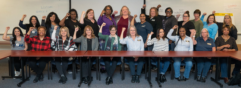 steelworkers's tweet photo. Shout out to our union's Women of Steel coordinators who were at our International headquarters recently for training. Thanks for all the work you do! More photos from the training: https://t.co/tSVymoliZB #EverybodysUnion #1u https://t.co/BNgEW7kT4A