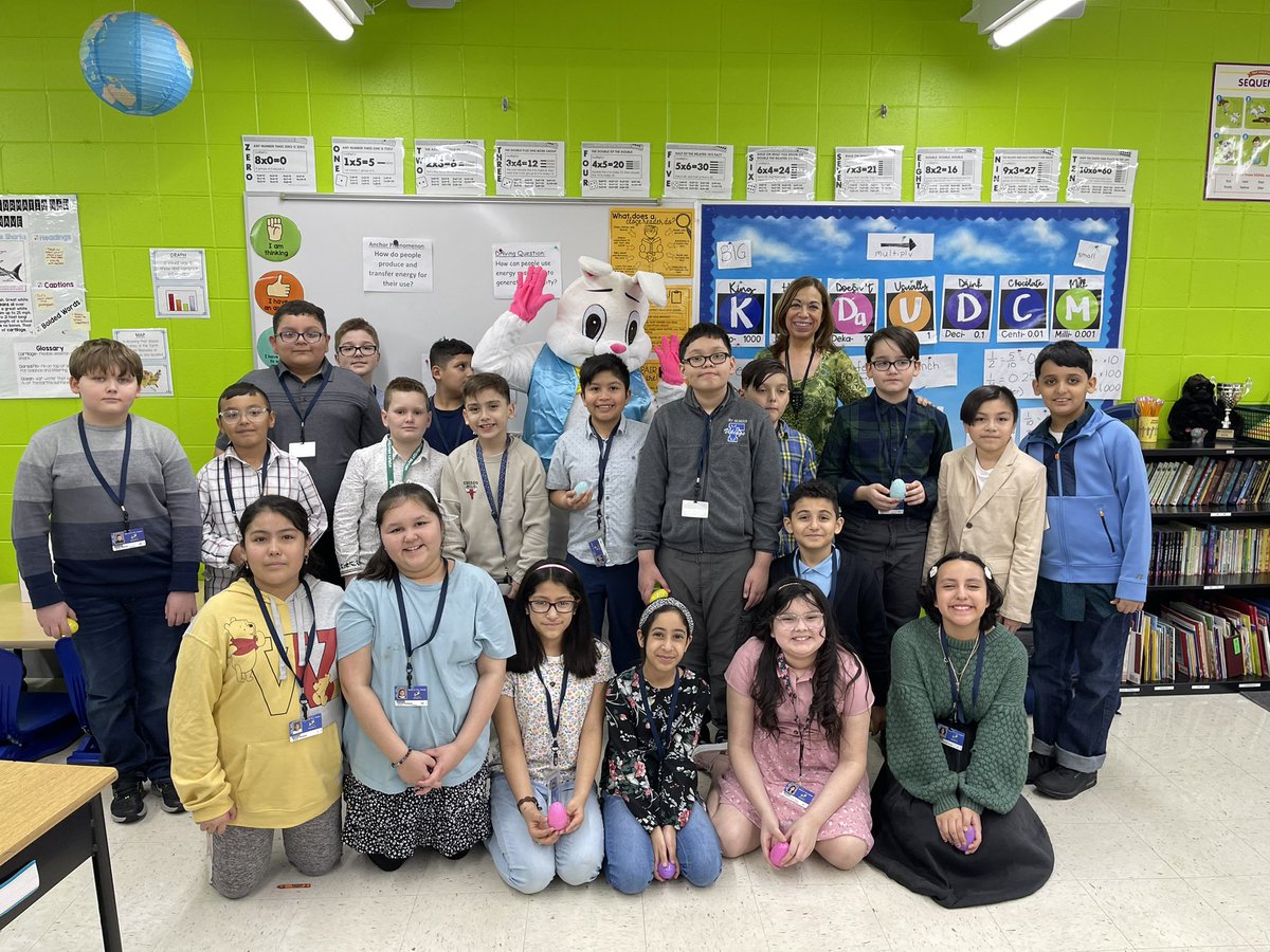 Carina B. tweet media