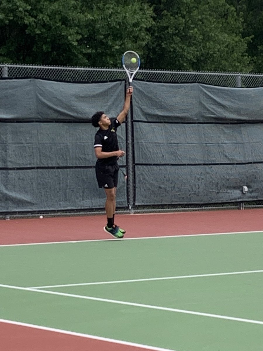 CoachQBJames's tweet photo. Sending best wishes to Chase who is competing for a spot to advance to Regionals in Waco. Great job Coach Brush. #beardownChase #EagleNationisBehindyou🦅#BuiltDifferentinThe44🤞🏾 https://t.co/zHKuFF63rI