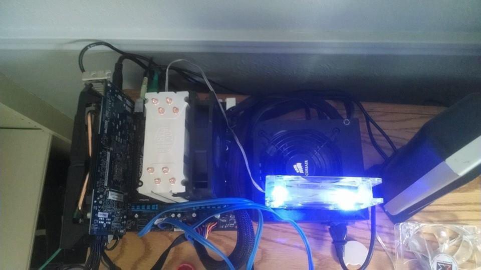 mrtheelk's tweet photo. @LinusTech Who knows what shenanigans I was up to in 2014 https://t.co/7oeNYK8gXe