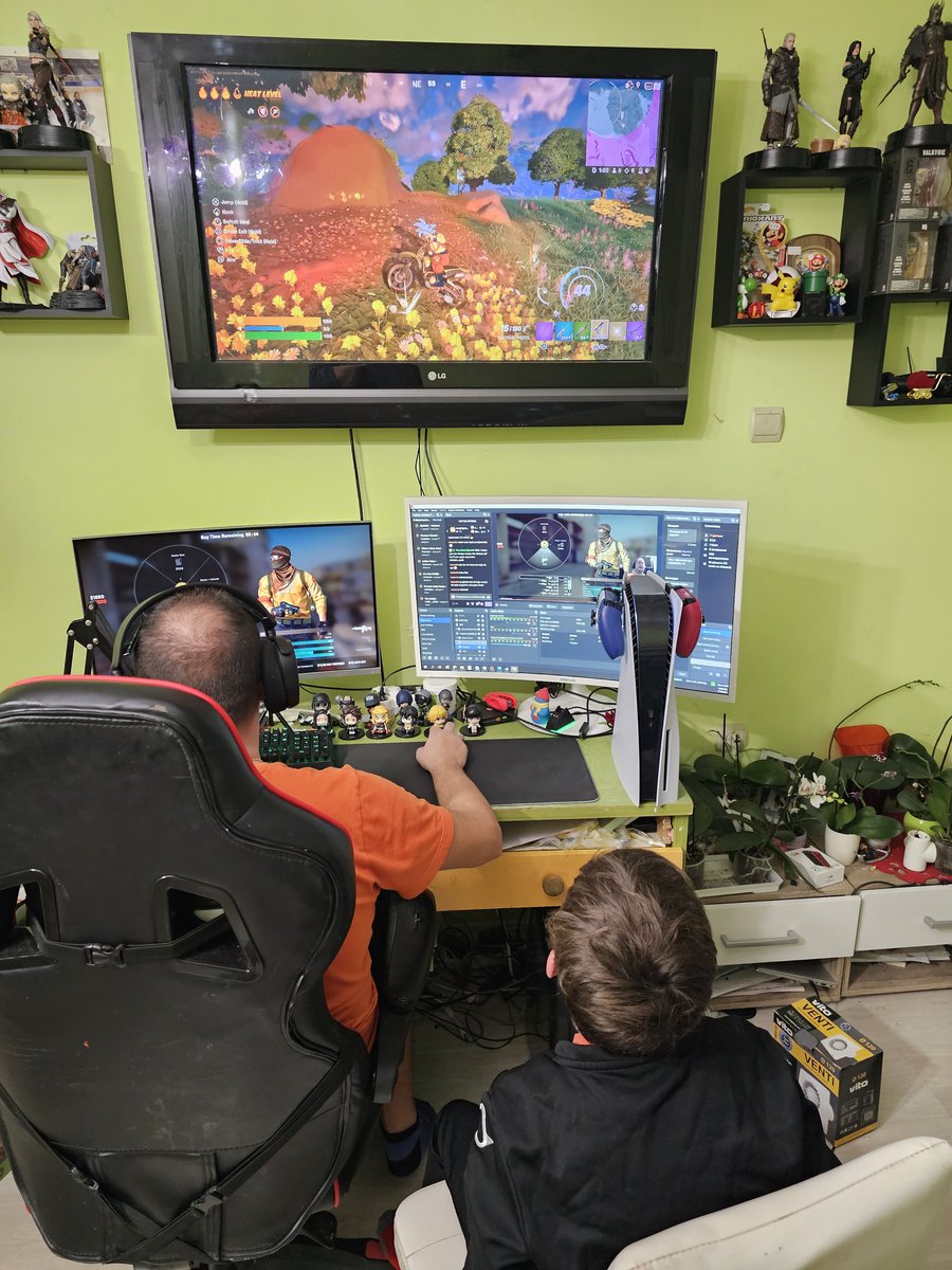 My wife: "It's not easy to be a Varbanov"
Me: Hehehe

I Love This So Much!
#likefatherlikeson 
#Fortnite
#CSGO
@ForbiddenGG_