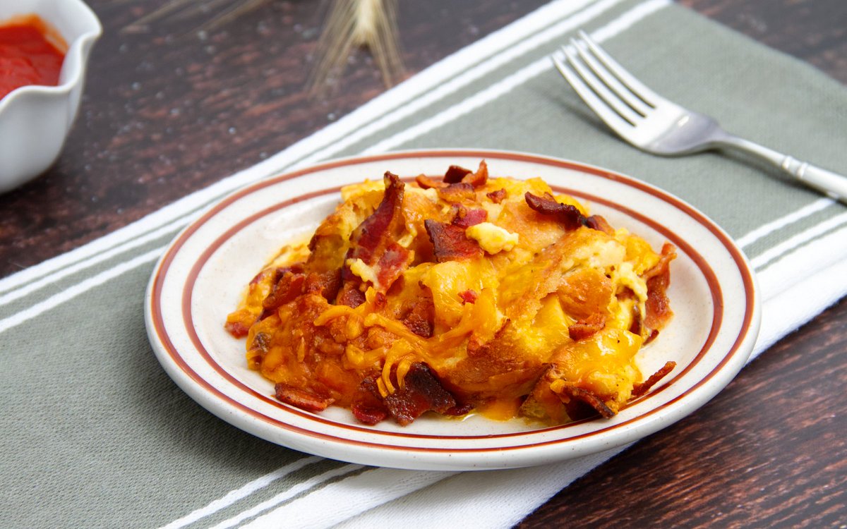 Jimmy Dean (@jimmydean) on Twitter photo Fuel up for your Easter egg hunt with our delicious Hickory Smoked Bacon and Egg Casserole! 🥓 It’s easy to assemble and perfect for the whole family to enjoy!
RECIPE ➡️ jimmydean.com/recipes/breakf… Fuel up for your Easter egg hunt with our delicious Hickory Smoked Bacon and Egg Casserole! 🥓 It’s easy to assemble and perfect for the whole family to enjoy!
RECIPE ➡️ jimmydean.com/recipes/breakf…