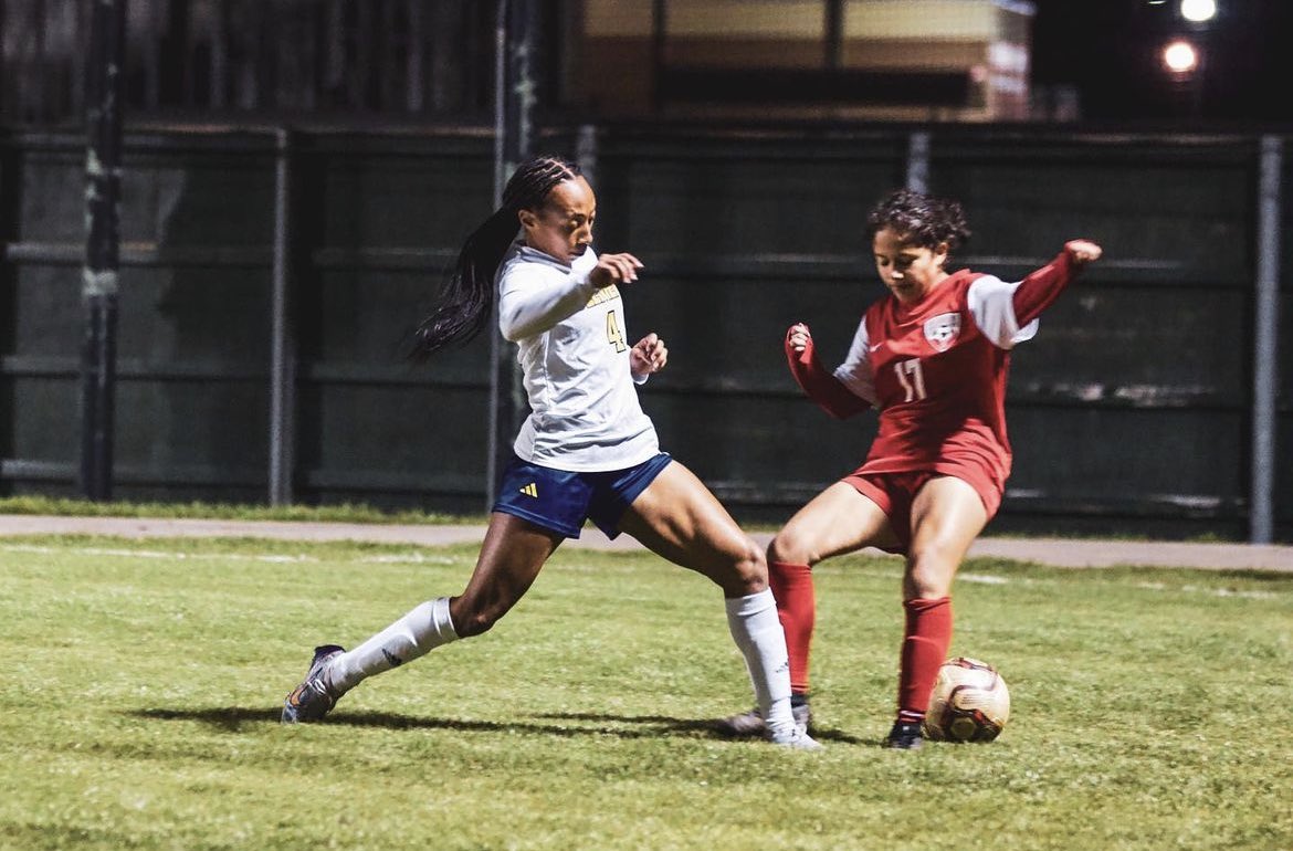 Happy to receive forward of the year for the second year in a row, go buffs and thank you!!💙<a href="/BellesSoccer/">Angelo State Women’s Soccer</a> <a href="/ladybuffssoccer/">SCHS Girls Soccer</a> <a href="/ExpressNews/">San Antonio Express-News</a>