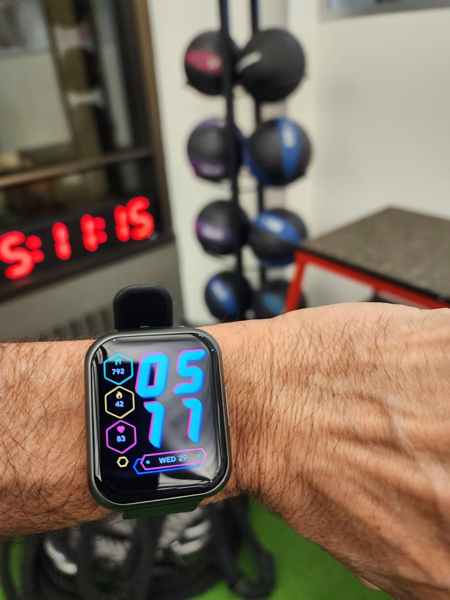 LionsFit4life's tweet image. Fasted workout early this a.m.,per usual.Due to circumstances fasted till about 12pm today.Broke it w/2 cups of chicken broth &amp;amp; small amount veggies.Then had pork carnitas,still wasn't #satiated.Whipped out half of a #ketobrick from @ketosavage &amp;amp; it did the trick! 
It's a win!