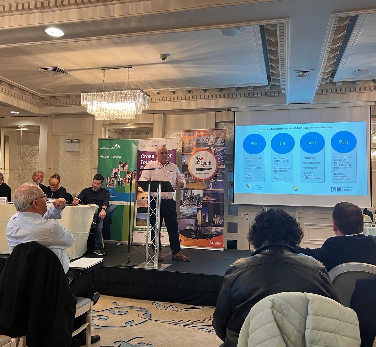 Glen Gat House tweet media