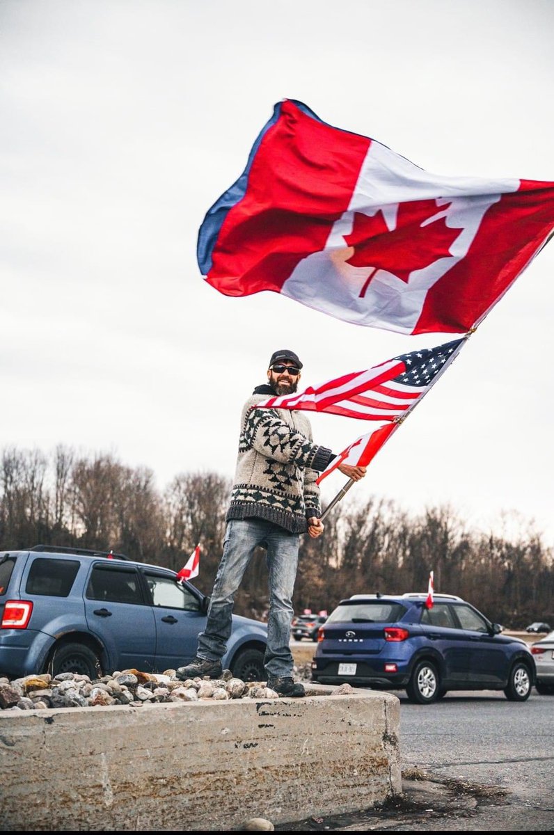 PureBloodSperm's tweet photo. #UnitedWeStand π¨π¦πΊπΈ
#NorthAmericanUnityTour
#TruckersConvoy2022
#FreedomFightersCanada
https://t.co/kdB95PqAos https://t.co/MSyediXiu7
