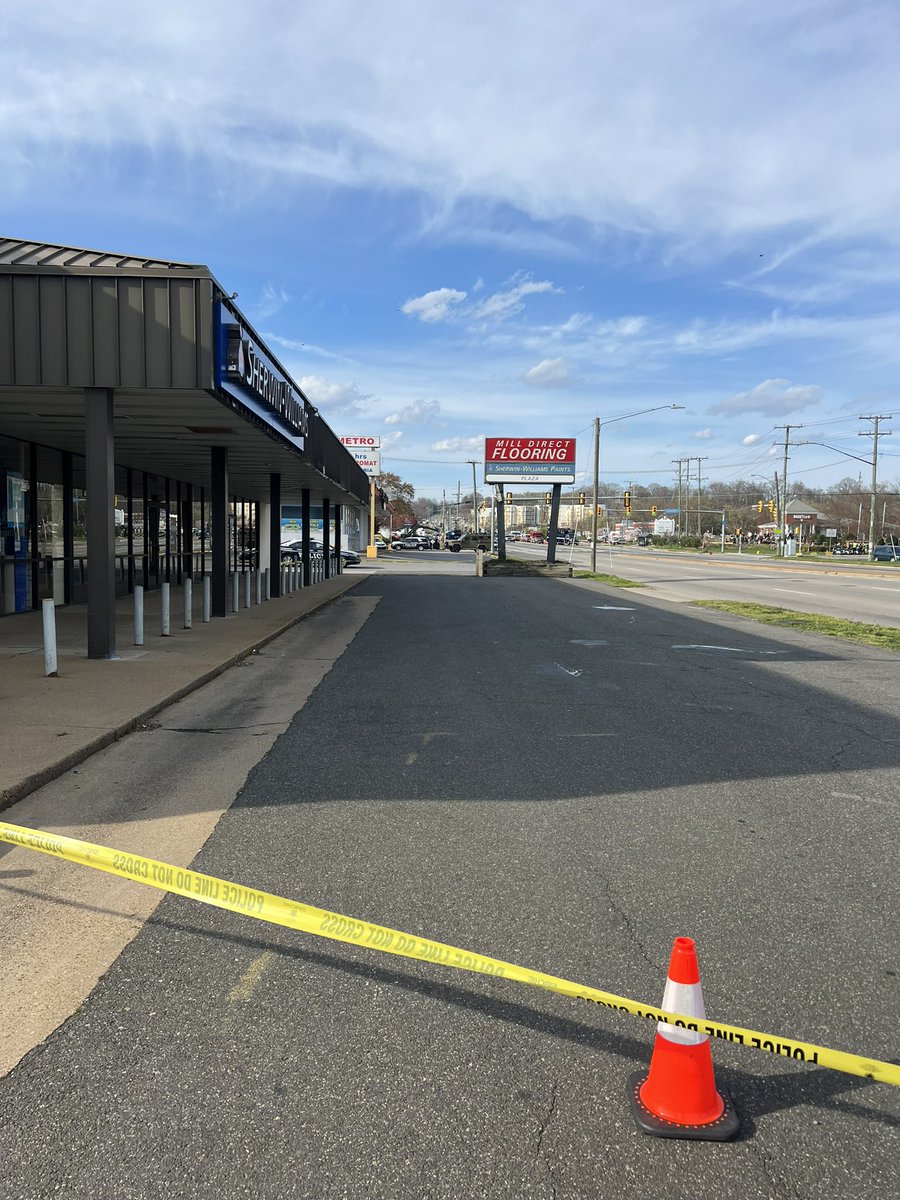 Megan Clarke on Twitter "Fairfax County Police standoff with woman who