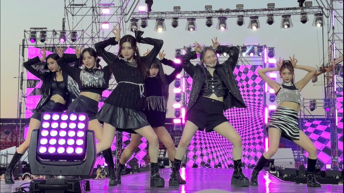 egzvxzy's tweet image. EVERGLOW #SoundCheck_Th

▶️youtu.be/9cWZhz0uqsk
▶️youtu.be/coyT7vTFIBg
▶️youtu.be/nxHM38g7PSU
▶️youtu.be/jIL4bJHGgFg

#EVERGLOW #에버글로우
@EVERGLOW_twt @EVERGLOW_STAFF