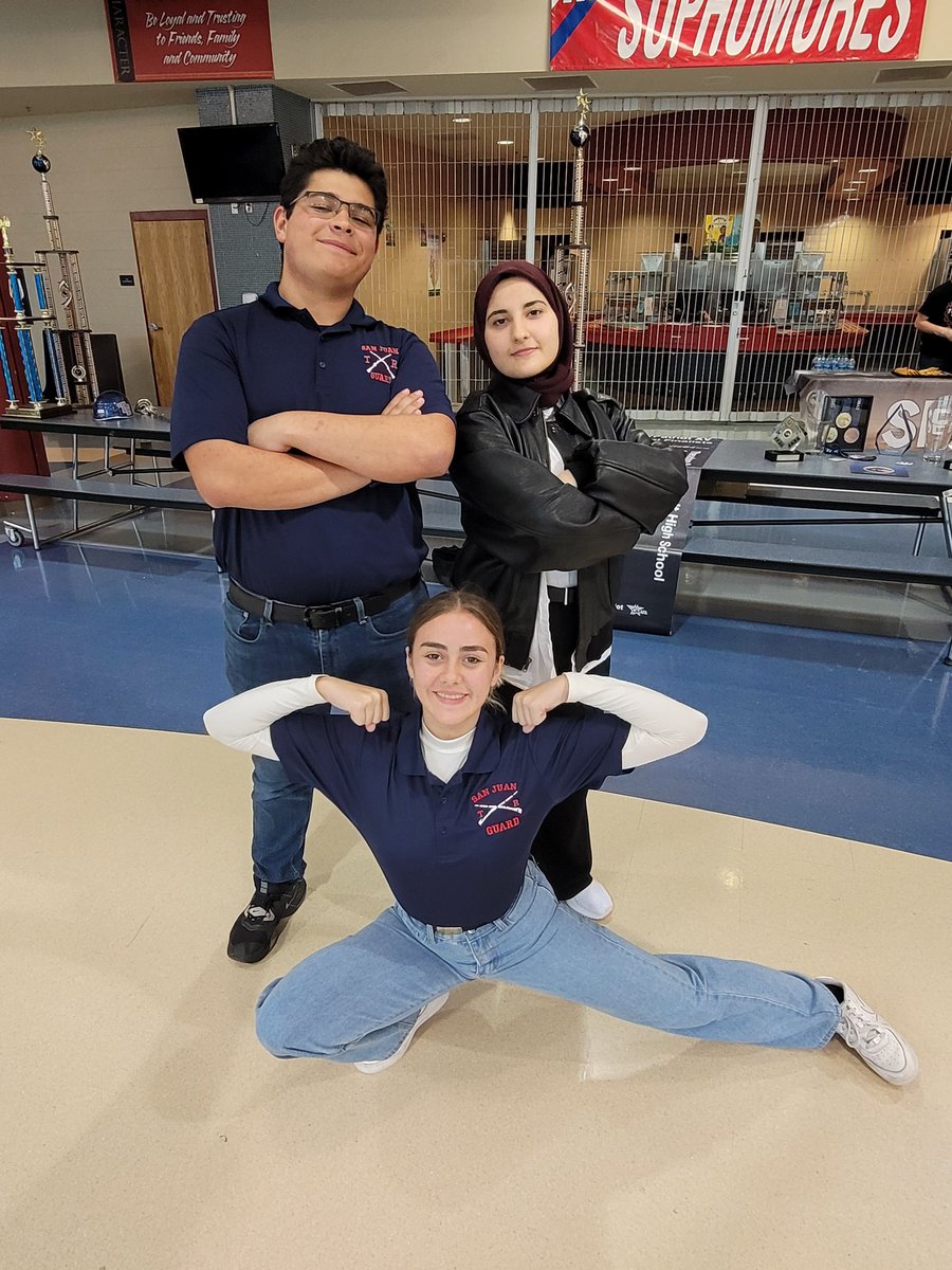 Roosevelt_JROTC's tweet photo. Rough Rider cadets are....DATA, ETA, SETA, Roosevelt! Cadets supporting and representing our school programs. https://t.co/6tktAlb4TS