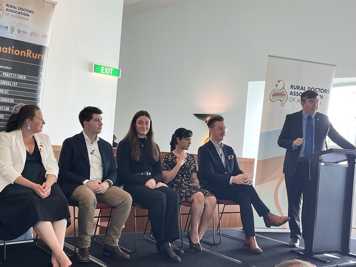 RuralHC_Aus's tweet photo. Iโm feeling reassured
this panel of early career #Ruraldocs are so intelligent, committed & inspiring!
We have a future ๐๐ผ
now,
we just need more of them ๐๐ผ
@RuralDoctorsAus #PolliesForum https://t.co/K9P6nEgQmE