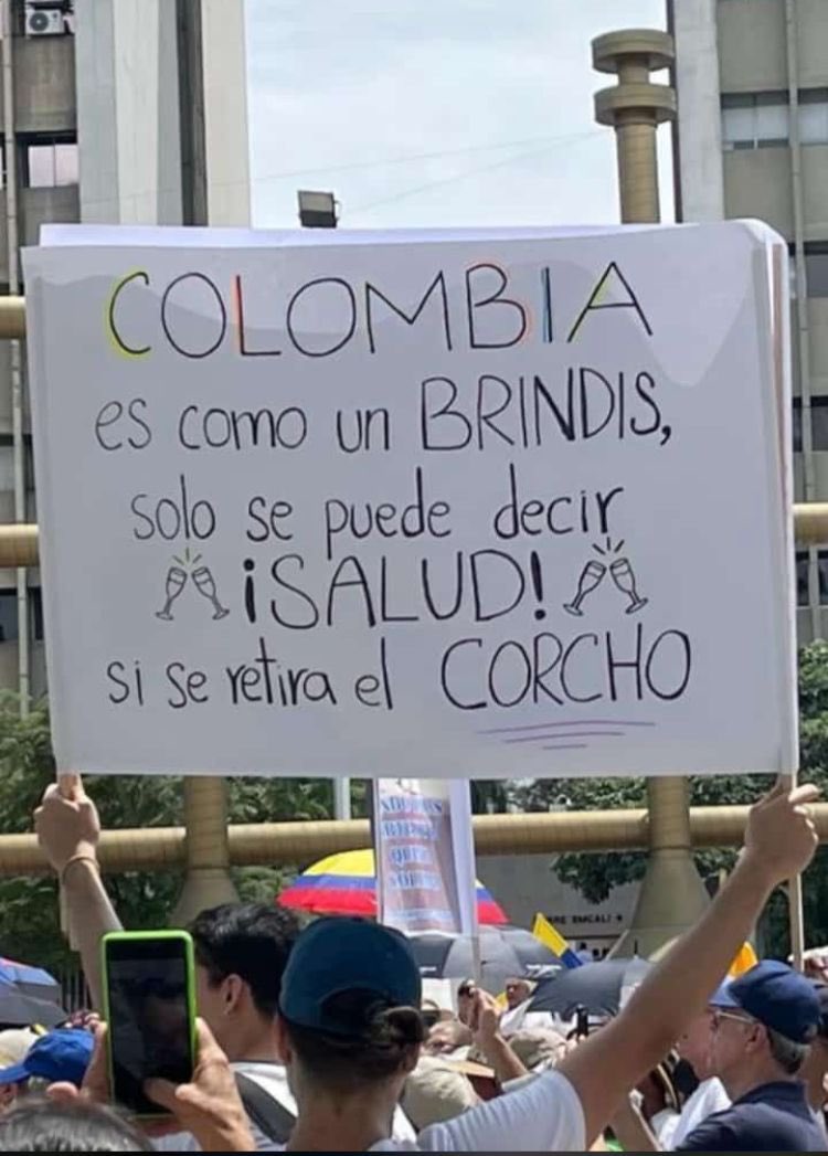 En ocho meses de gestión y hay desabastecimiento de medicamentos, no hay vacunas contra la viruela del mono y sólo presentó una nefasta #ReformaALaSalud.

Nos sumamos y decimos #RenuncieCorcho