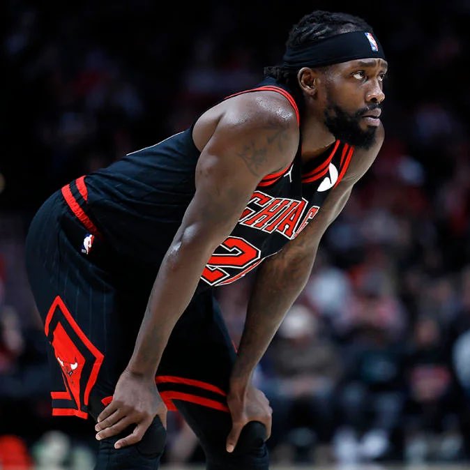 LegionHoops's tweet photo. Pat Bev tonight:
0 points
0-5 FGM
0-5 3PM https://t.co/ztBvXyYnSC