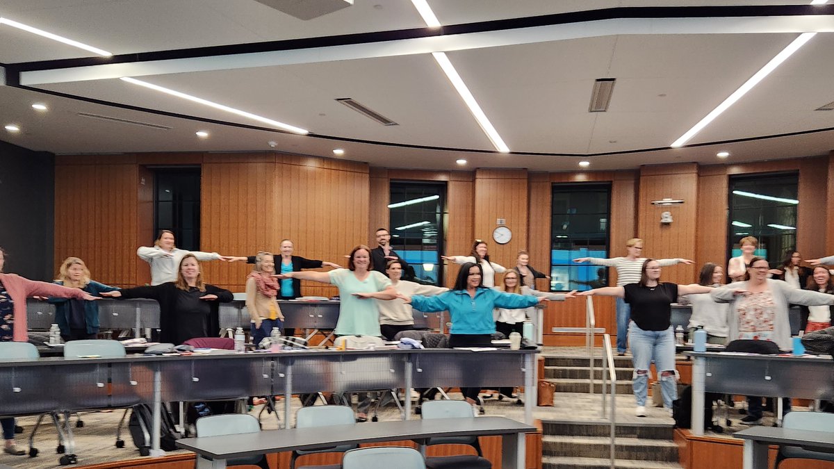alisonmellomath's tweet photo. Thank you @ProfKeefe &amp; @stonehill_info  for the opportunity to speak with so many fabulous educators tonight! Their dedication and engagement were so inspiring!! Fabulous night!  Thanks for inviting me!! #WithMathICan https://t.co/aAvTQ2sHMX