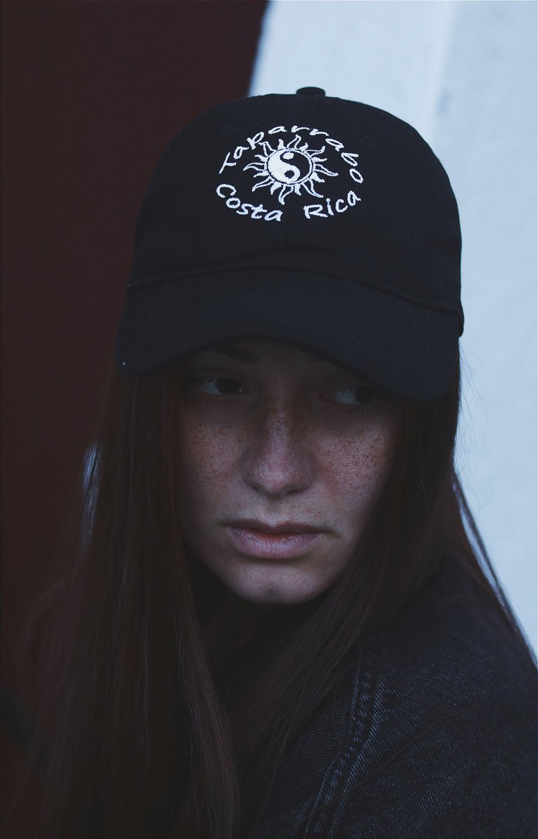 TaparraboCR's tweet photo. Nuestros nuevos diseños de gorras están demasiado chuzos, son edición limitada y se van volando.
Precio: 10 mil colones
*entrega inmediata*
Envíos a todo Costa Rica https://t.co/tRckvXS5l5