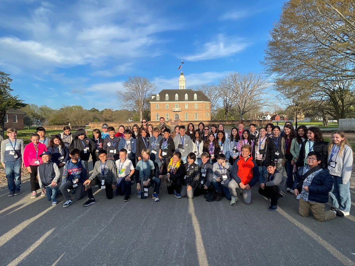 VCSCrusaders's tweet photo. Great first full day for our fifth graders, who spent time in Colonial Williamsburg and the Jamestown Settlement in Virginia! So amazing seeing the past come alive as our students step right into their history books.
_____
#VCSFamily #CRUNITED #VCSElementary #VCStoDC2023 https://t.co/FgmVZ7h3Uv