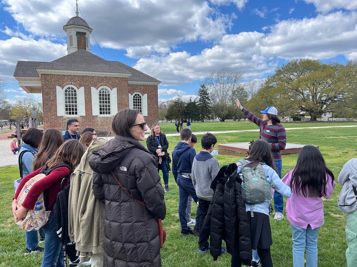 VCSCrusaders's tweet photo. Great first full day for our fifth graders, who spent time in Colonial Williamsburg and the Jamestown Settlement in Virginia! So amazing seeing the past come alive as our students step right into their history books.
_____
#VCSFamily #CRUNITED #VCSElementary #VCStoDC2023 https://t.co/FgmVZ7h3Uv
