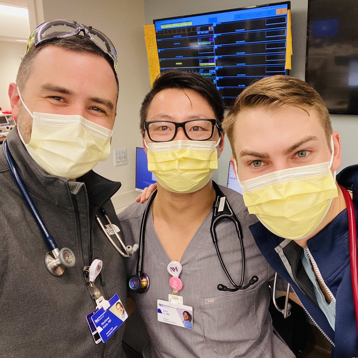 MKleinMD's tweet photo. Always a joy to work with @davidcookmed & @JawnLiMD!
#whyNUEM ๐ณ๏ธโ๐๐
#AnyoneAnythingAnytime https://t.co/jB0xtAy5jd