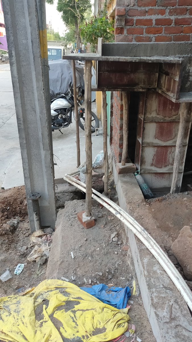 Ashrith2003's tweet photo. Dear @jagadishBRS @TsspdclCorporat @KTRBRS    @MinOfPower faced objections from neighbors during installation of transformer in front of house. Moved it to private space but still facing objections. Request your intervention in resolving the matter. https://t.co/oI4Dx8IUAg