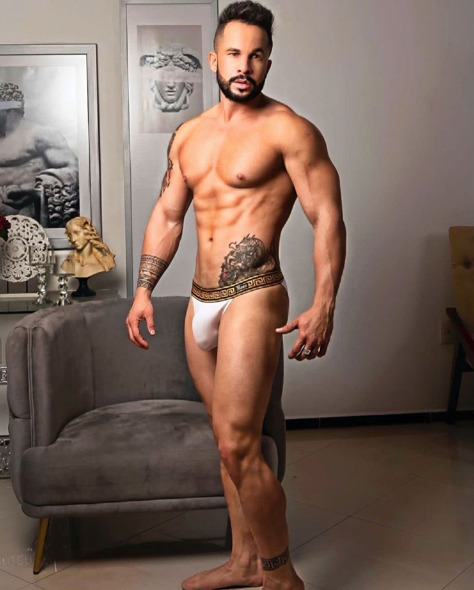 euscalipzo's tweet photo. Vive en armonía con lo que surge alrededor de tu vida.
.
.
.
.
#sexyboy #modelfitnes @jonhgogomex #Lucetuinterior #FITNESSMODOL
#caliente🔥📷 @revistaboysmx @fortismx
#seducetupiel #modelosmasculinos #entrenamiento #atrevido😈
#Zuppo💙 #eulicescalipzo https://t.co/ATfYlucKMP