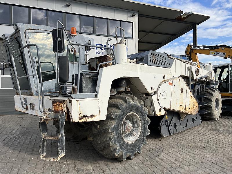 vcmholdings's tweet image. 💥BIG DISCOUNT💥
#Export Used Wirtgen WR2400 2007 scraper imported from EU,  100% genuine guarantee
🪺  We will export to your country directy from EU to your country 
🪺  If you are interested, please contact us.
#wirtgen #scraper #sugarmakingmachine  #roadscraper