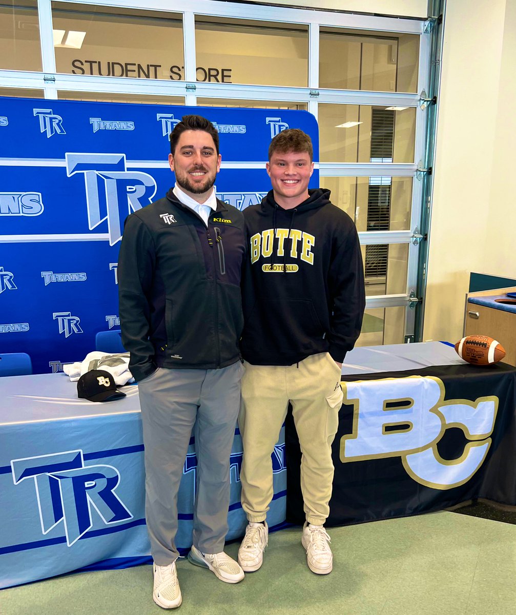 Michael Berger (@bergermi_) on Twitter photo Congratulations to Rory Leavitt on his commitment to Butte College! Thankful to be your coach. Go Roadrunners and Titans ⚡️ <a href="/RoryLeavitt/">Rory Leavitt</a> Congratulations to Rory Leavitt on his commitment to Butte College! Thankful to be your coach. Go Roadrunners and Titans ⚡️ <a href="/RoryLeavitt/">Rory Leavitt</a>