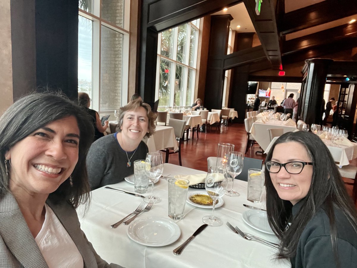 Shared a lovely dinner tonight with these two amazing Aerospace leaders! I appreciate you, ⁦<a href="/yarinaut/">Yajaira Sierra Sastre, PhD</a>⁩ and Liz Warren! Miss you, ⁦<a href="/shankini/">Shankini Doraisingam</a>⁩ !