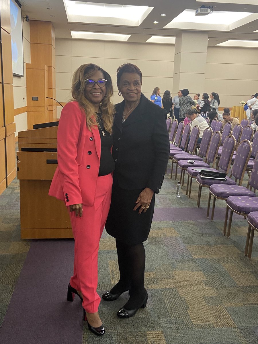 At Prairie View University College of Nursing with Dr Alyssa Harris, Dean. I was the speaker at the Leadership Lecture. What a great day also meeting with faculty and students. Prairie View College of Nursing is grooming a new generation of nurse leaders. #emerging nurse leaders.