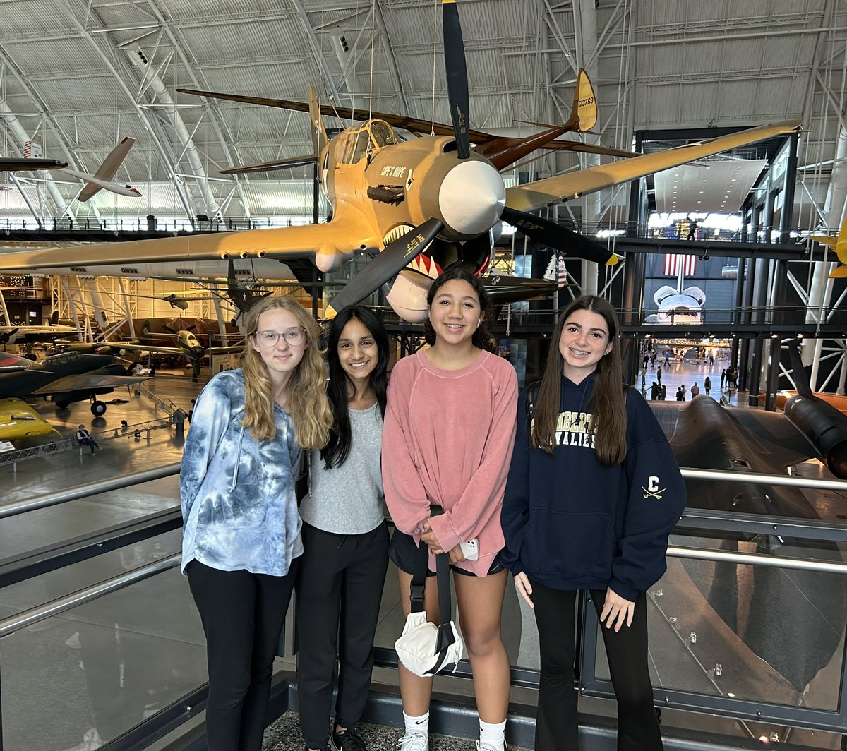 CuthbertsonMSNC's tweet photo. Just left the ‘National Air and Space Museum, Smithsonian Institution!’ #8thGradeDCTrip @UCPSNC @AGHoulihan https://t.co/G8dVVNKYlg