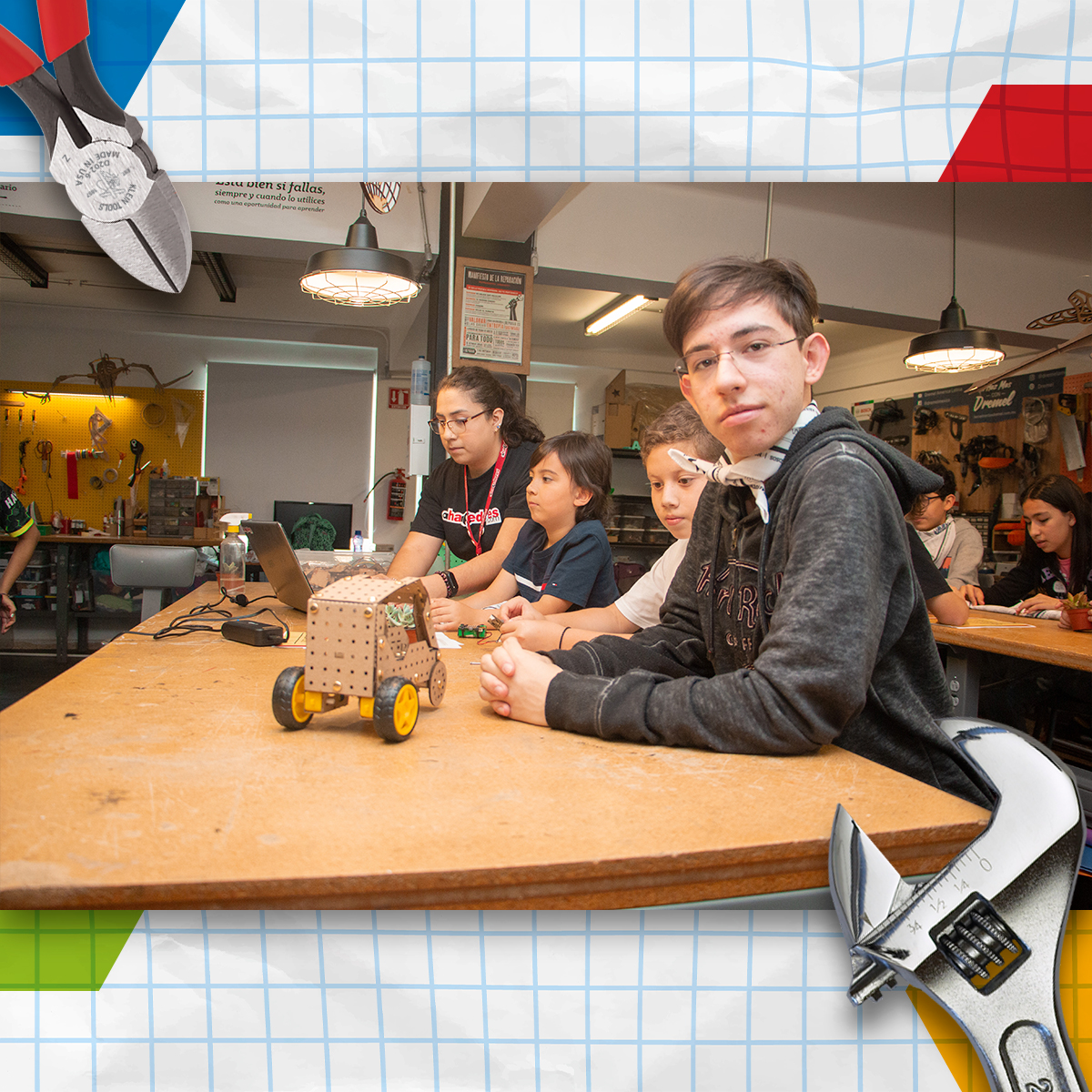 Recibimos a los alumnos del <a href="/colegiolashayas/">Colegio Las Hayas</a> de Xalapa, realizaron varias actividades, crearon un vehículo de exploración para competir en una carrera y pusieron a prueba sus habilidades de programación, haciendo un refugio estelar de comunicación entre tarjetas #micro:bit #maker