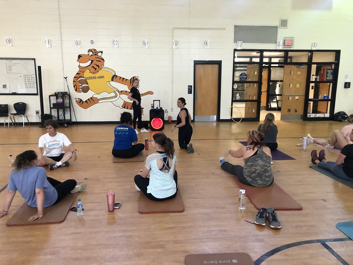 Nikkole Flowers (@nikkoleflowers1) on Twitter photo Thank you Pure Barre for teaching a complimentary class to my staff! What a great workout we had! <a href="/FultonZone7/">Dr. Crumbley</a> <a href="/pbwright17/">Patrick Wright</a> Thank you Pure Barre for teaching a complimentary class to my staff! What a great workout we had! <a href="/FultonZone7/">Dr. Crumbley</a> <a href="/pbwright17/">Patrick Wright</a>