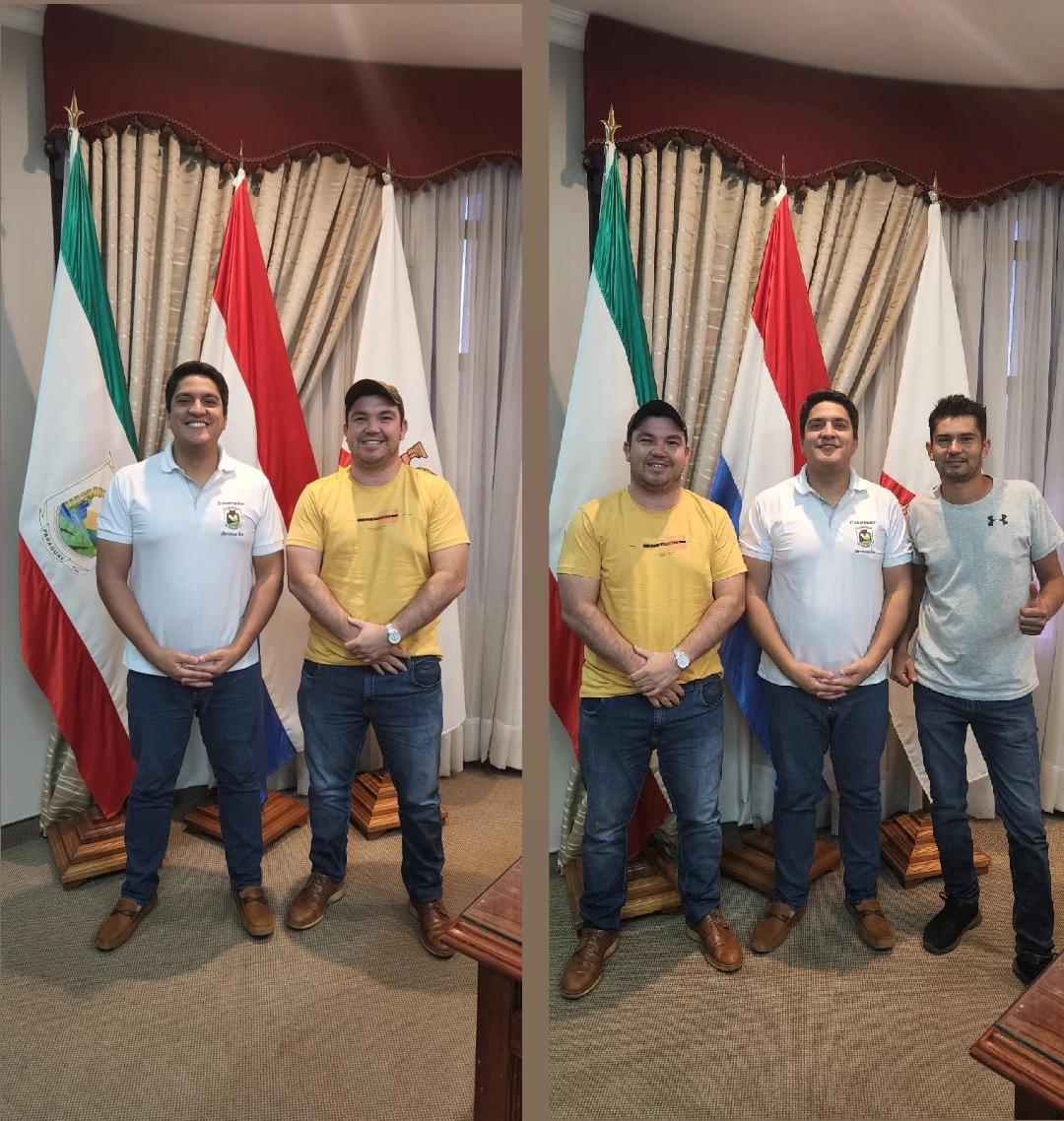 AldoLopez91CD's tweet photo. Hoy acompañe al Sr. Eduardo Duarte secretario de la comisión de A.P del B° Fatima #SanRafaelDelParana haciendo pedido formal al Gobernador la excavación de un pozo artesiano. Aprovechando la ocasión pedí la reparación de caminos vecinales.
Día de gestión #AldoLopez #ConcDeptal https://t.co/aGirSfJJ3x