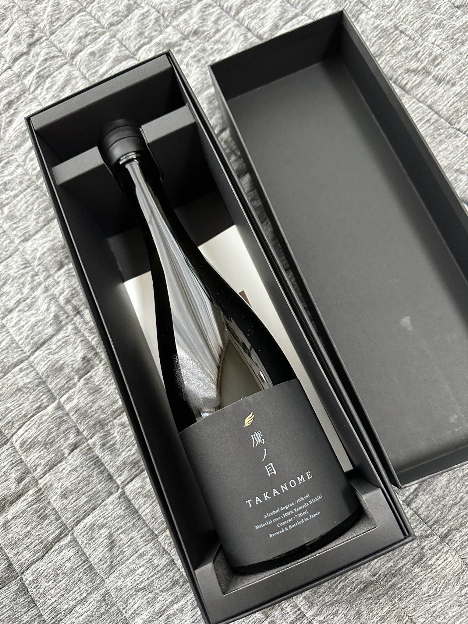 おまけ付】 【入手困難】鷹ノ目 TAKANOME 2023年4月製造 ② ワイン