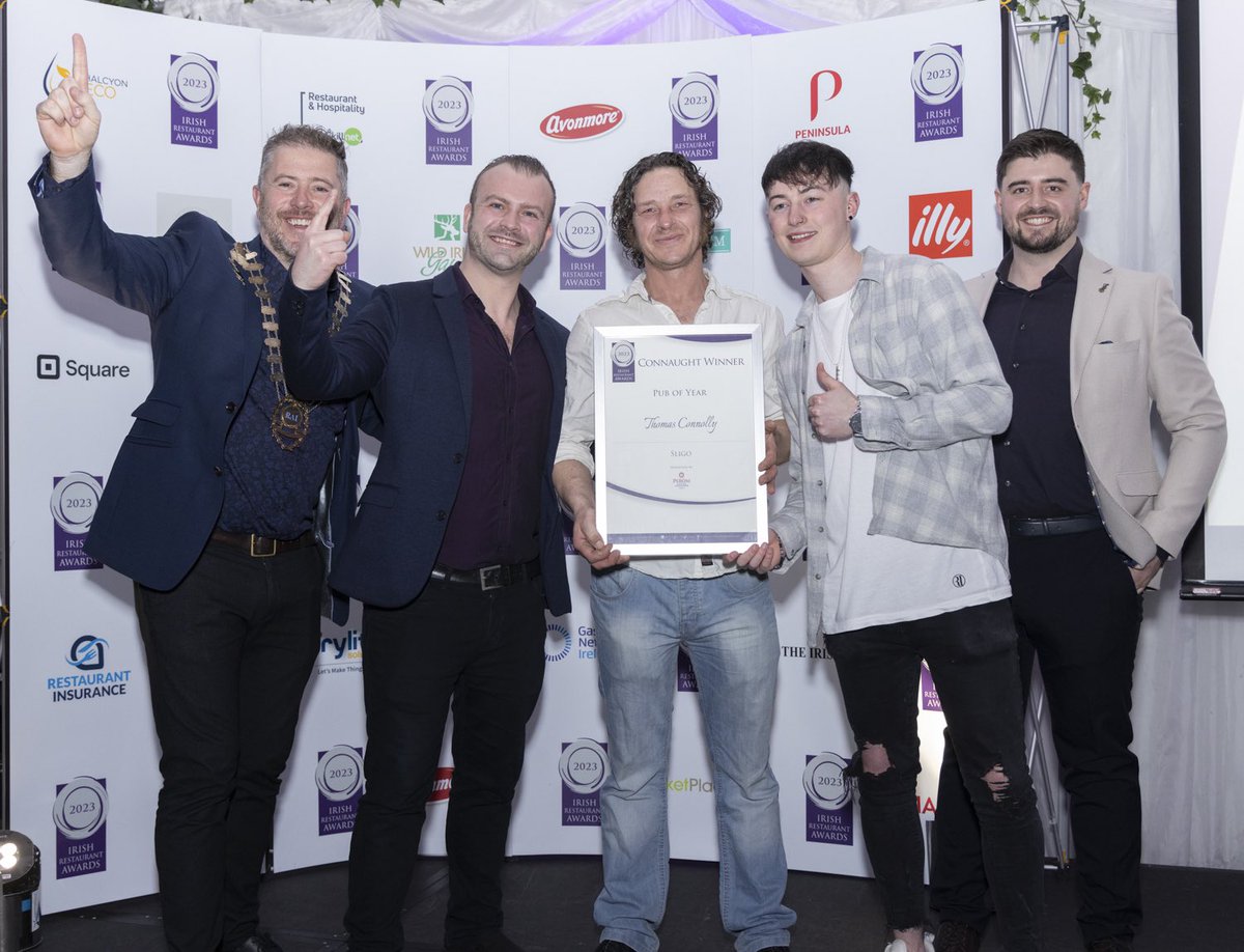 Delighted to have won “Pub Of The Year” for Sligo at the Connacht regional awards at the Irish Rest awards last night.

Thanks to all our dedicated staff for their continued focus on customer service &amp; our customers &amp; visitors for their continued support 🥇

#ThomasConnollySligo