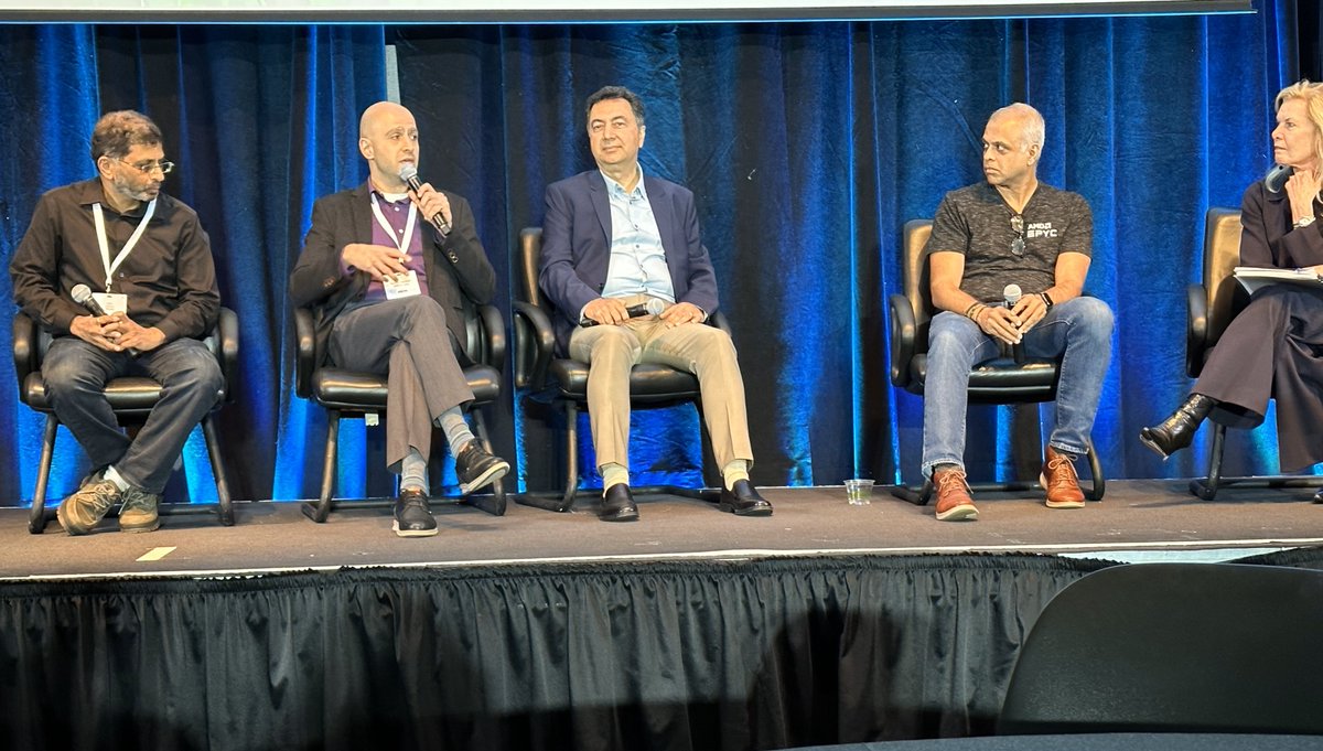 AsteraLabs's tweet photo. Thank you #MemCon for an exciting week! We felt the energy around #CXL technology and were thrilled to meet with so many new and old friends. If we missed you at the show, reach out to schedule some time with our team: info@asteralabs.com.

@CxlCon #ComputeExpresslink #AI #ML https://t.co/7MKQLvI7gA