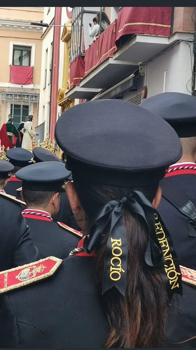 A tan solo 4 días, este año más que nunca. Y siempre Bajo la Luz de tu Mirada.
#SienteRedencion