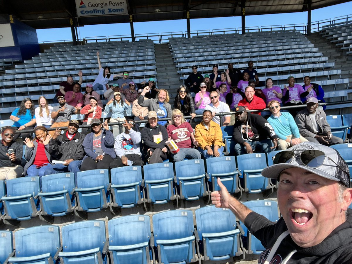 ChrisFloore's tweet photo. Invited a bunch of fun people to help us #LevelUp our #StateOfTheCommunity video. Thanks to the @GoMaconBacon for hosting and everyone that was able to join @ODub153, @ednaruiztv, and me. #LocalGov #Communications #TeamMaconBibb https://t.co/4L53bQe7pQ