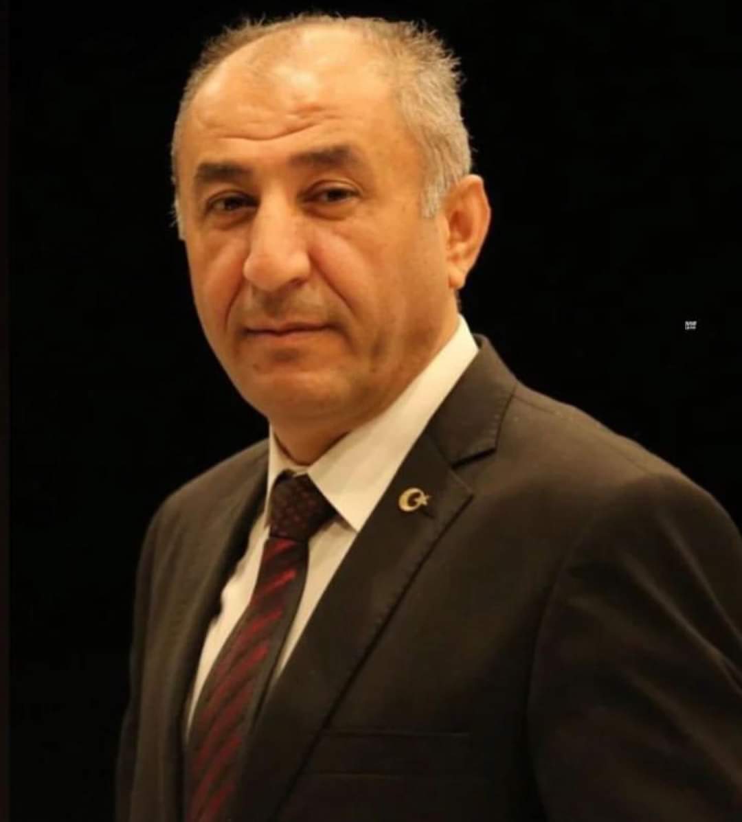 Asrın felaketinde sayısız canlarımızı kaybettik. Hatay Şube Başkanımız değerli kardeşim Hayri Şahin'in naaşını yapılan DNA testi sonucu  elli gün sonra toprağa verebildik. 

Mekanın cennet, makamın Ali olsun yiğit kardeşim.

Biz senden razıydık, inşallah yüce Mevlam'da razı olur.