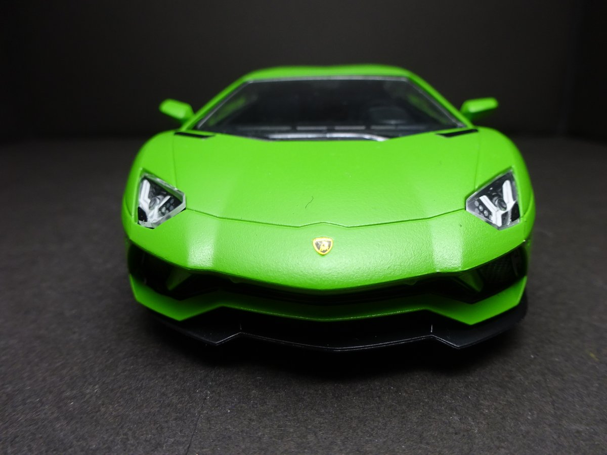 9fUM8tZL9WczczB's tweet photo. #プラモデル #プラモ #ザ・スナップキット #アオシマ #AOSHIMA #32scale #Lamborghini #アヴェンタドールS https://t.co/RDtVlnNSO8