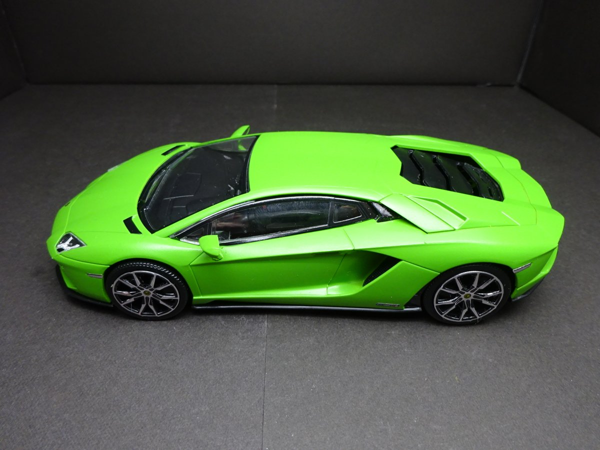9fUM8tZL9WczczB's tweet photo. #プラモデル #プラモ #ザ・スナップキット #アオシマ #AOSHIMA #32scale #Lamborghini #アヴェンタドールS https://t.co/RDtVlnNSO8