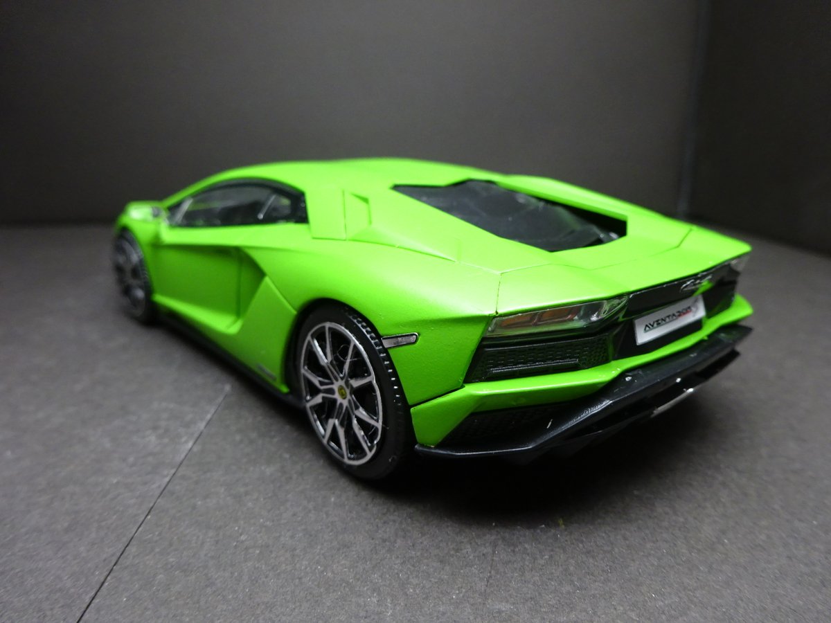 9fUM8tZL9WczczB's tweet photo. #プラモデル #プラモ #ザ・スナップキット #アオシマ #AOSHIMA #32scale #Lamborghini #アヴェンタドールS https://t.co/RDtVlnNSO8
