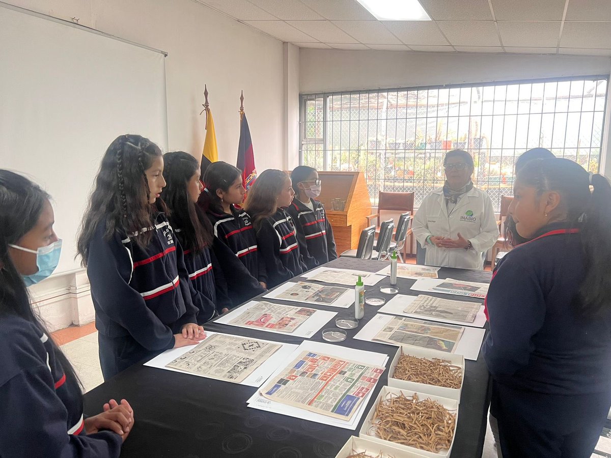 XmpazCriterium's tweet photo. Hace mucho que no visitaba un museo de ciencias 🤩. Con el #ProgramaAtenea promovemos que más niñas despierten su curiosidad en la ciencia y se conviertan en científicas, investigadoras e ingenieras 👩🏽‍🔬🔬🧪. Gracias por recibirnos @INABIO_EC https://t.co/NirOqnuRb2