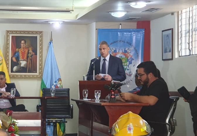 bomberuc's tweet image. 29/03/2023
Sesión Especial del Concejo Municipal de Naguanagua por 46 Aniversario del Cuerpo de Bomberos de la Universidad de Carabobo y municipio Naguanagua

@bomberuc 
Disciplina, Estudio, Abnegación