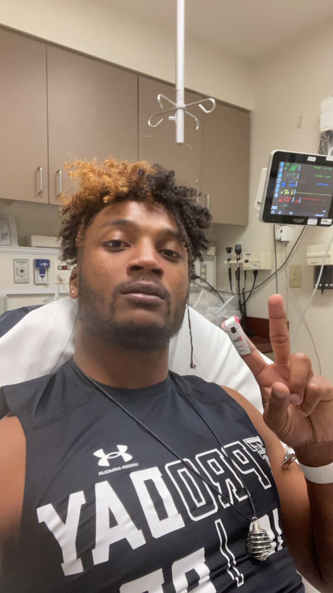 keyonb_'s tweet photo. Getting my car totaled from behind, breaking my nose and missing Pro Day is crazy!! 🧐 I'm blessed though. https://t.co/zCL3g7NZ1u
