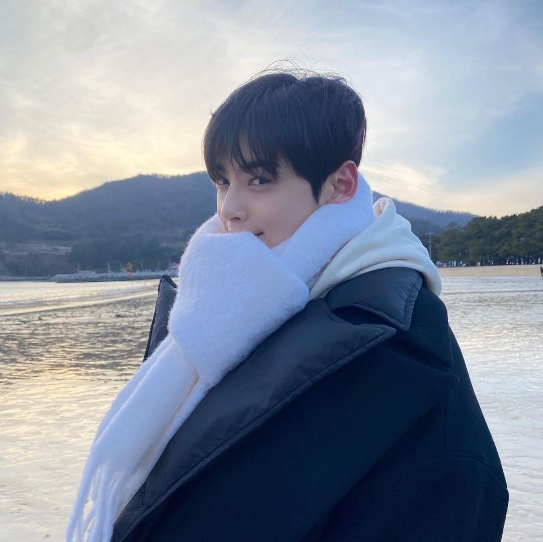 kim130628's tweet photo. 은우 생일축하해💜😊
#은우의_모든날이_찬란한_봄이길
#HAPPY27th_CHAEUNWOO https://t.co/lKjWo0WWIA