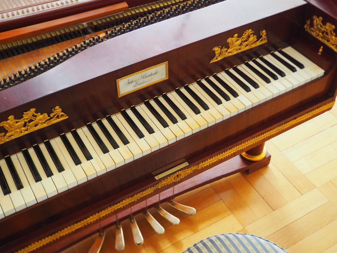 On #InternationalPianoDay remember, just because you can't play these (and neither can the people who claim to champion them), doesn't mean Beethoven couldn't: