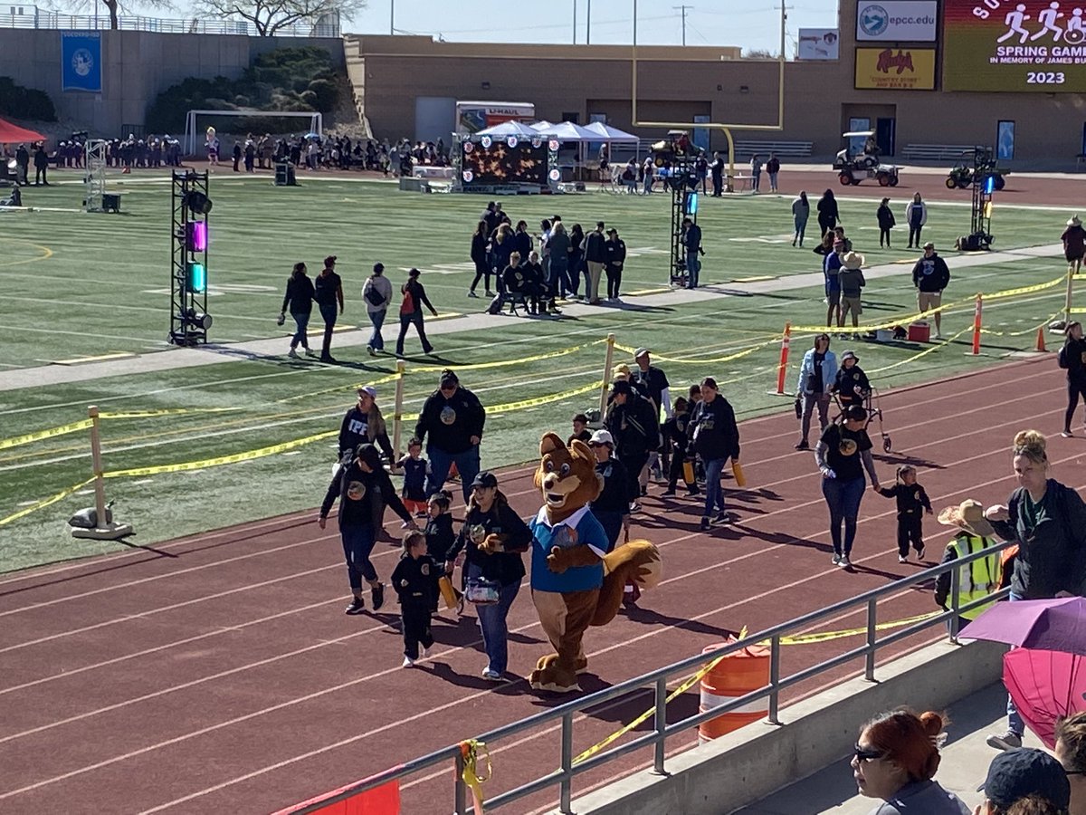 jessica95686284's tweet image. Pleasure to join and be able to cheer for our amazing scholars #SpringGames