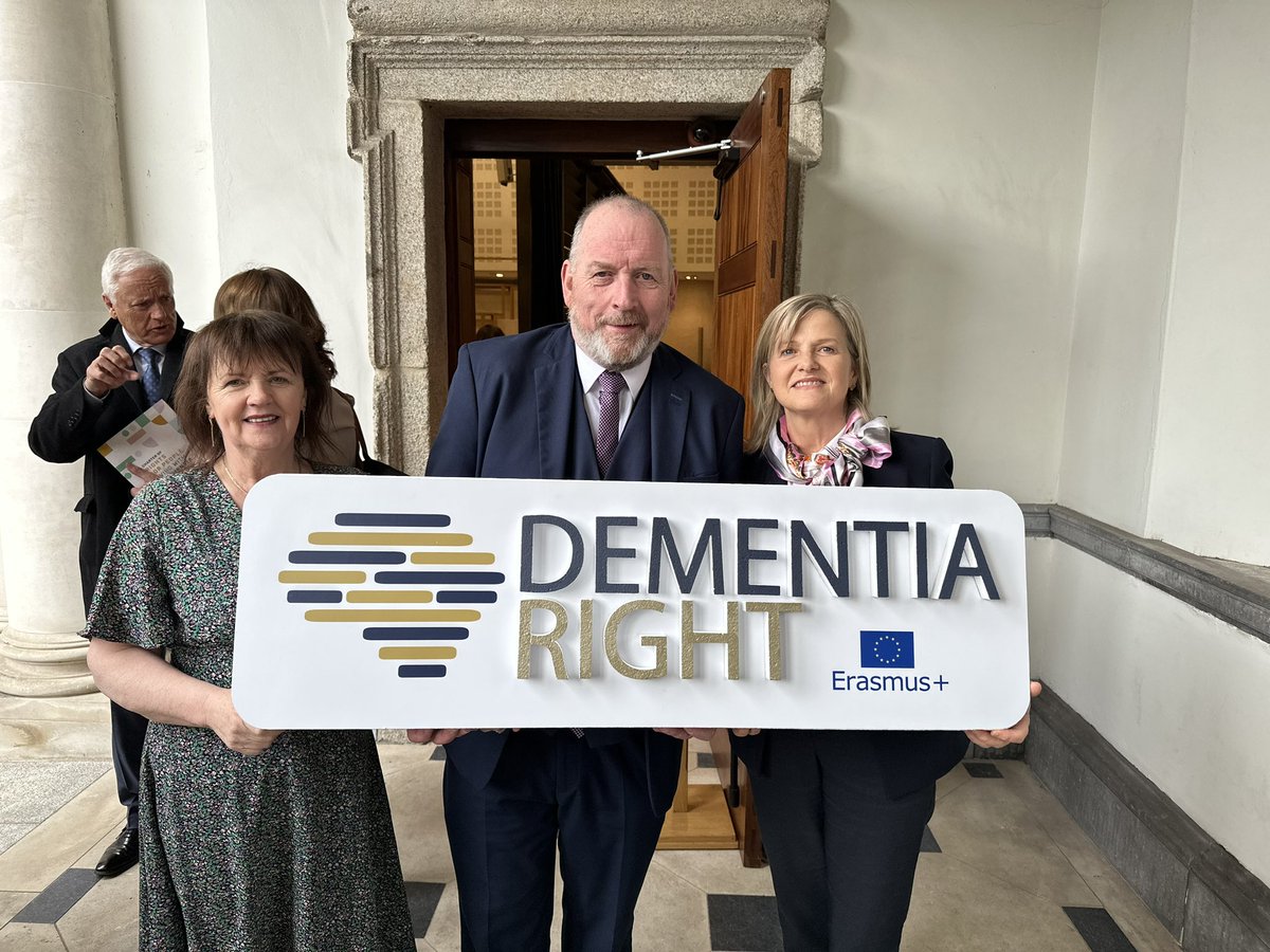 Amazing people @rochfordbrennan @KevinQuaid3 Helena Quaid #DementiaRight