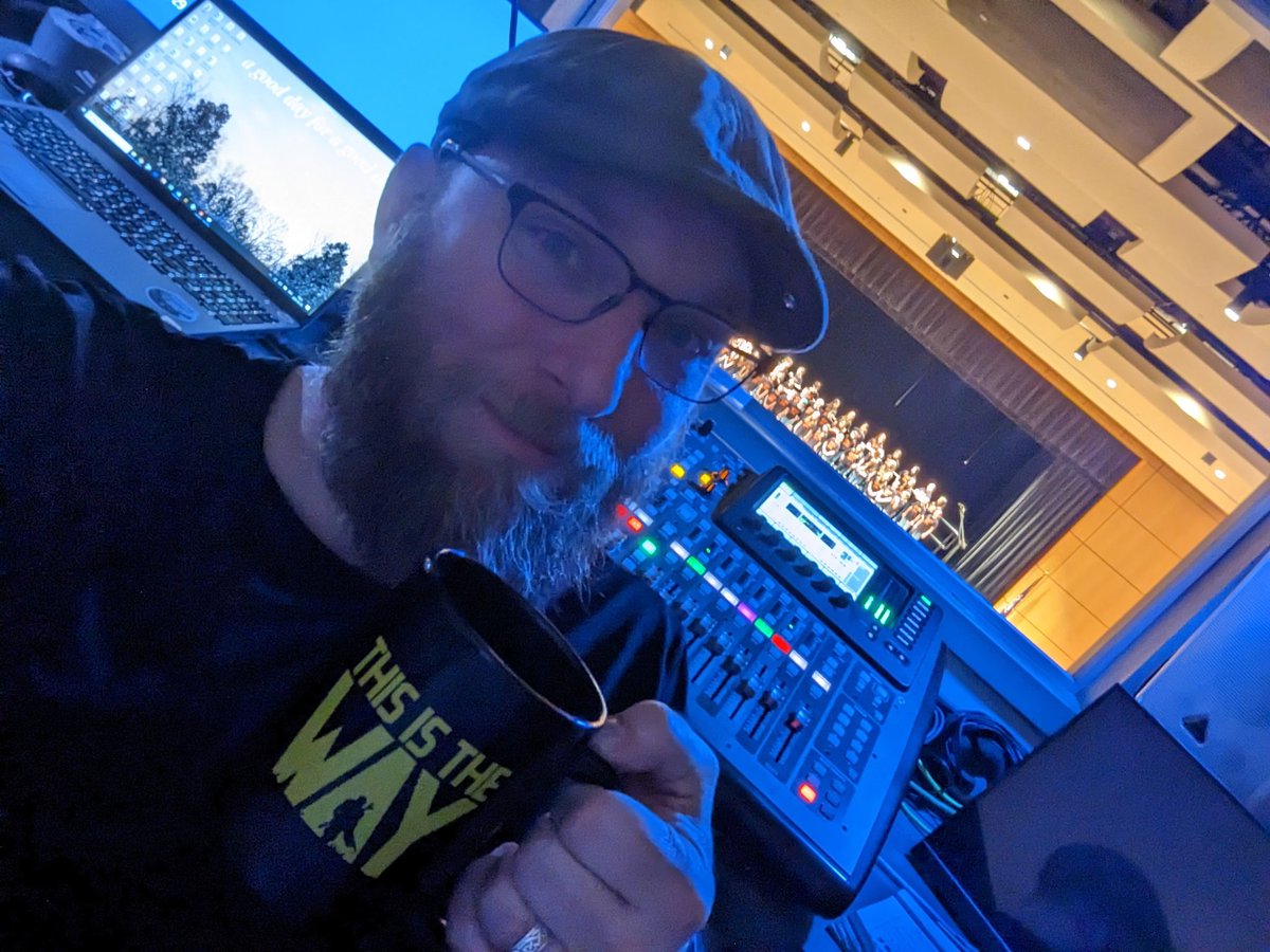 StatsJedi's tweet photo. Went home, had some dinner, and got some work done around the house this afternoon. Time for a rest? Nah, back to PHS. #ThisIsTheWay 

All County Elementary Choir is rocking it! #FeelingBlessed https://t.co/jqLaEtstct